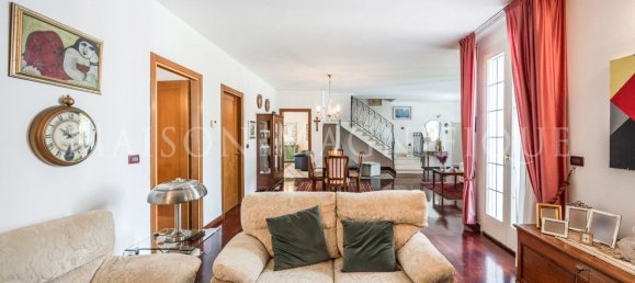8 rooms Villa in Vigarano Mainarda, Italy No. 298042 16