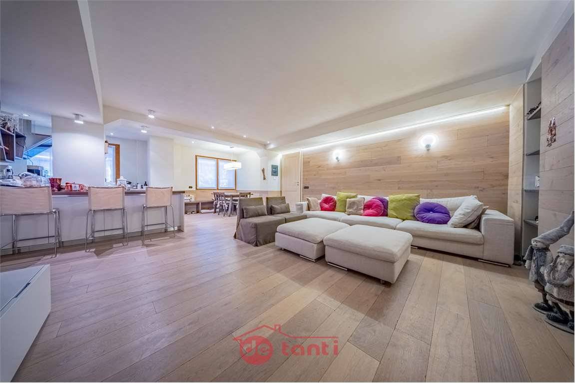 2 bedrooms Apartment in Madesimo, Italy No. 386693