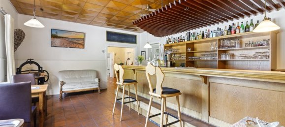 Edificio de 12 habitaciónes en Steinburg, Germany No. 89900 2