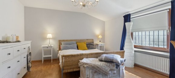 Edificio de 12 habitaciónes en Steinburg, Germany No. 89900 9