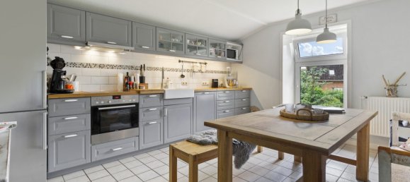 Edificio de 12 habitaciónes en Steinburg, Germany No. 89900 7