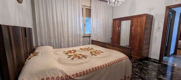 5 rooms House in Poggio Renatico, Italy No. 186494 11