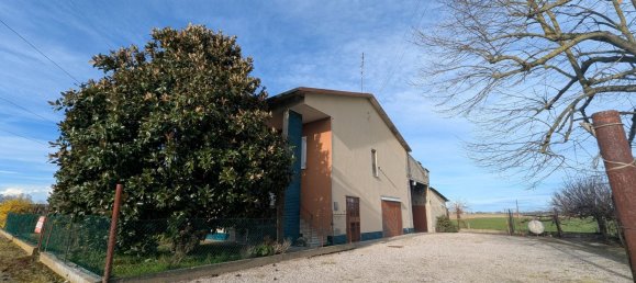 5 rooms House in Poggio Renatico, Italy No. 186494 2
