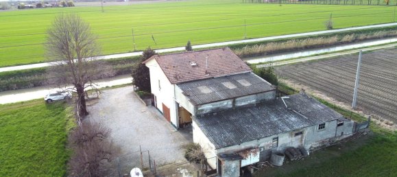 5 rooms House in Poggio Renatico, Italy No. 186494 22