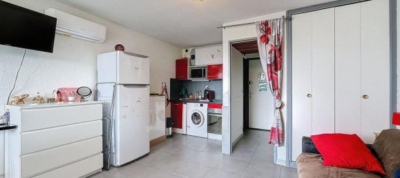 Apartamento de 1 dormitorio en Agde, France No. 191225 2