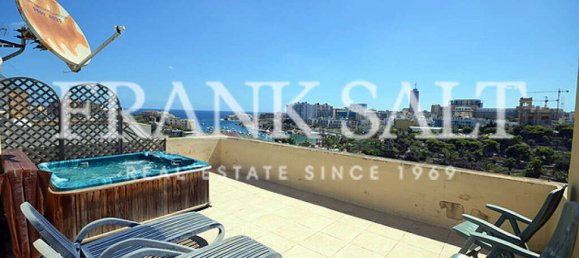 Villa de 3 dormitorios en Pembroke, Malta No. 3669 2