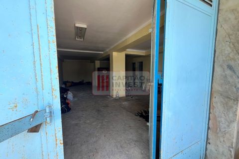 Garage à Almada, Portugal 100m² No. 260924