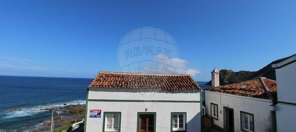 3 bedrooms House in Vila do Porto, Portugal No. 48562 3