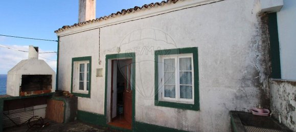3 bedrooms House in Vila do Porto, Portugal No. 48562 5