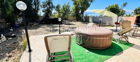 3 Schlafzimmer Villa in Civitavecchia, Italy, Nr. 258324 2