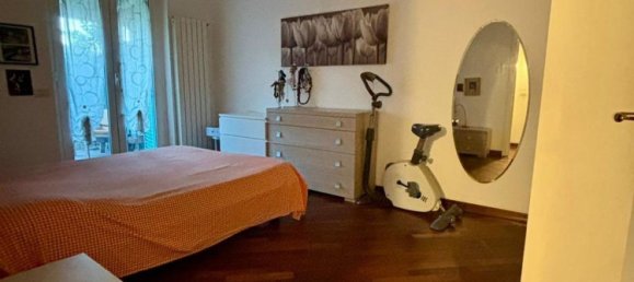 5 rooms Apartment in Massa, Italy No. 265154 19