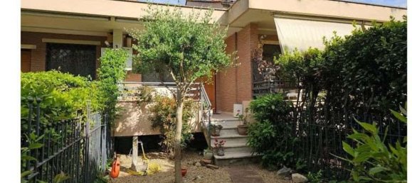 Casa de 6 habitaciónes en Rome, Italy No. 17014 2