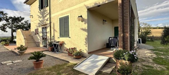 3 bedrooms House in Magliano in Toscana, Italy No. 1445 5