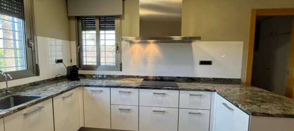 Дом с 4 спальнями в Аликанте, Испания № 166806 20