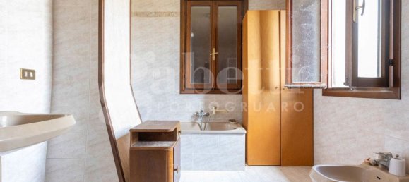 Studio in Annone Veneto, Italy, Nr. 75316 24