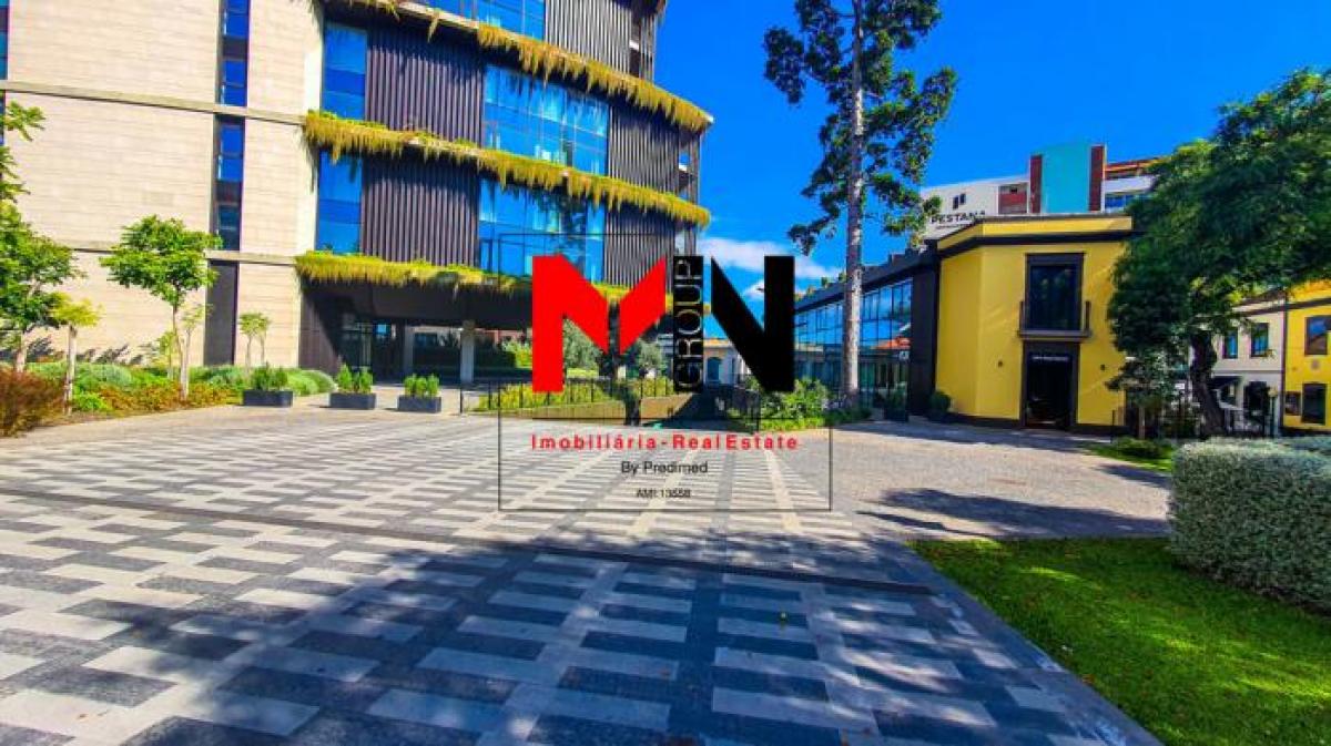 Laden in Funchal, Portugal 186m², Nr. 1819