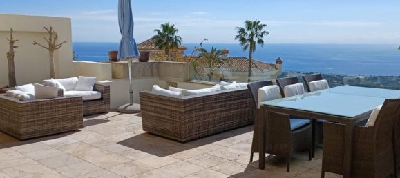 3 غرف نوم بانتهاوس في Marbella, Spain رقم 186052 2