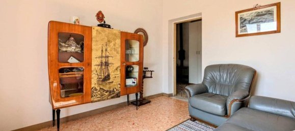 Вилла с 6 комнатами в Каррара, Италия № 38360 19