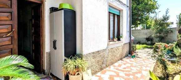 Вилла с 6 комнатами в Каррара, Италия № 38360 12