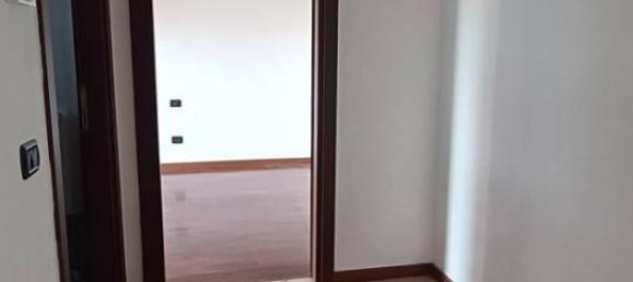 2 rooms Apartment in Borgomanero, Italy No. 85864 4