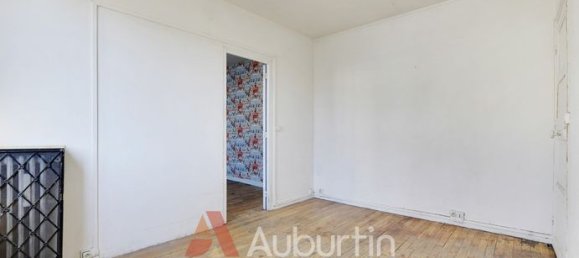 1 bedroom Apartment in Paris, France No. 310380 2