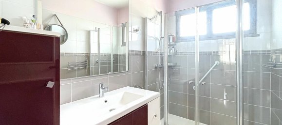 3 bedrooms House in La Rochelle, France No. 135516 12