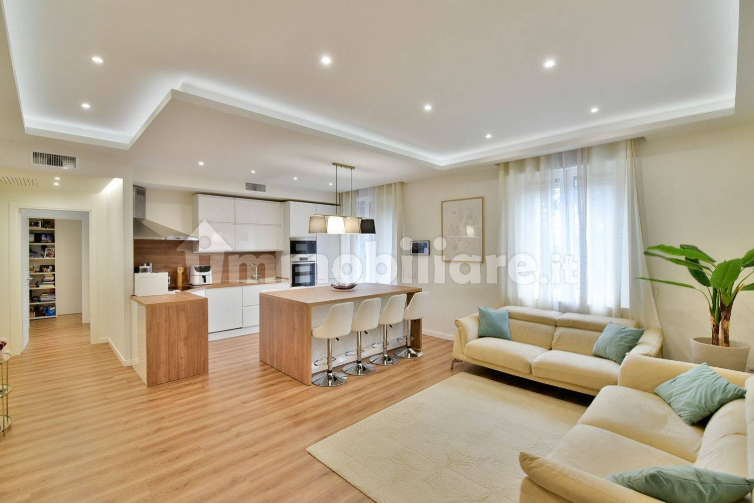 Apartamento de 2 dormitorios en Desio, Italy No. 354825