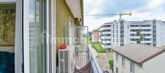 Apartamento de 2 dormitorios en Desio, Italy No. 354825 25