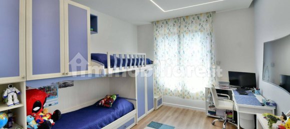 Apartamento de 2 dormitorios en Desio, Italy No. 354825 15