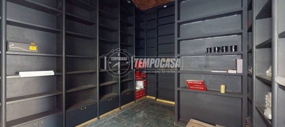 70m² Commercial property in Turin, Italy No. 312916 7
