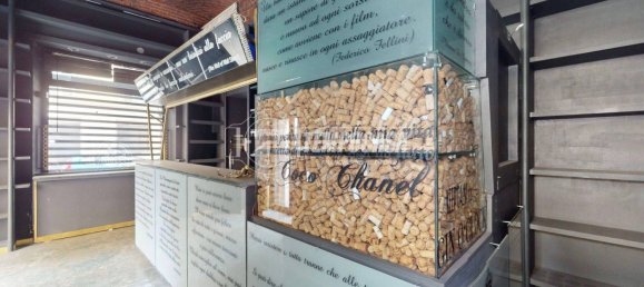 70m² Commercial property in Turin, Italy No. 312916 10