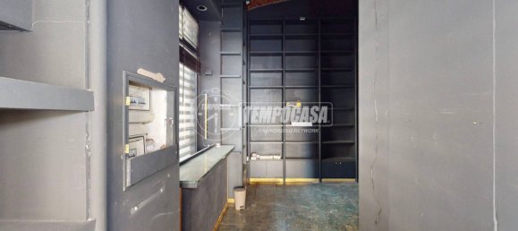 70m² Commercial property in Turin, Italy No. 312916 9