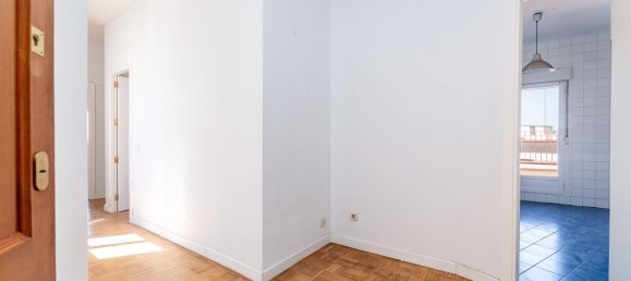 2 bedrooms Penthouse in Madrid, Spain No. 167448 8