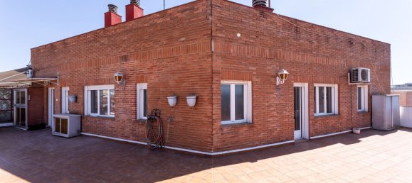 2 bedrooms Penthouse in Madrid, Spain No. 167448 2