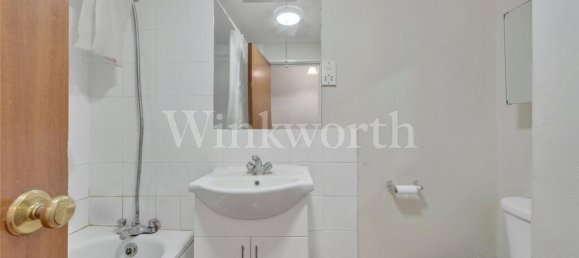 1 bedroom Apartment in London, United Kingdom No. 3682 6