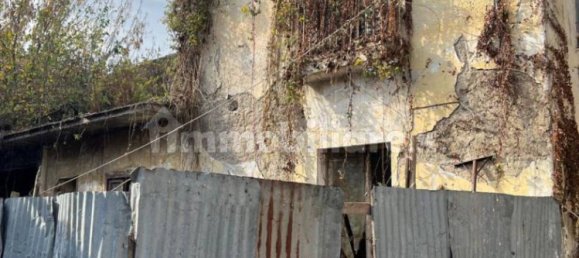 3 bedrooms House in Lusciano, Italy No. 137464 7