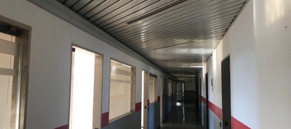 4600m² Office in Cusano Milanino, Italy No. 381424 37
