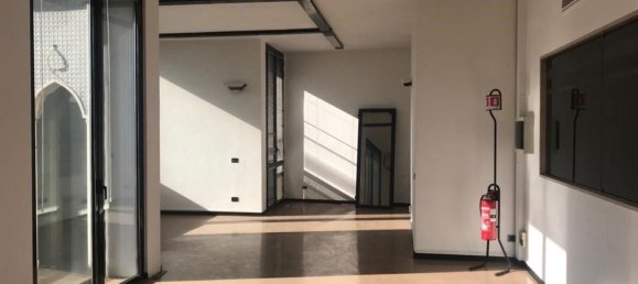 4600m² Office in Cusano Milanino, Italy No. 381424 28