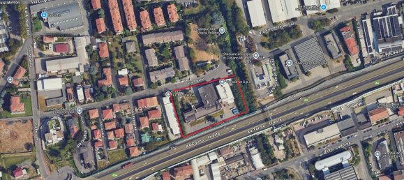 4600m² Office in Cusano Milanino, Italy No. 381424 26