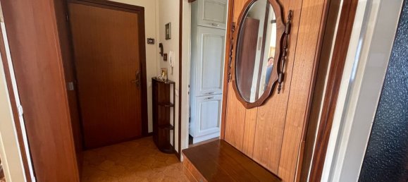 3 rooms Apartment in Cuggiono, Italy No. 331522 7