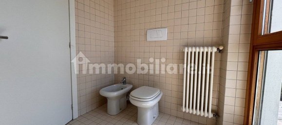 Apartamento de 2 dormitorios en Ivrea, Italy No. 67218 18
