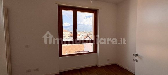 Apartamento de 2 dormitorios en Ivrea, Italy No. 67218 16