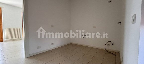 Apartamento de 2 dormitorios en Ivrea, Italy No. 67218 10