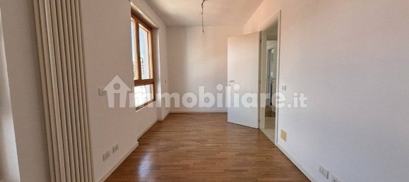 Apartamento de 2 dormitorios en Ivrea, Italy No. 67218 14