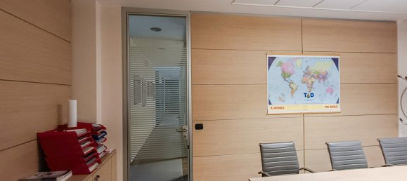 4 rooms Office in Milan, Italy No. 243133 4