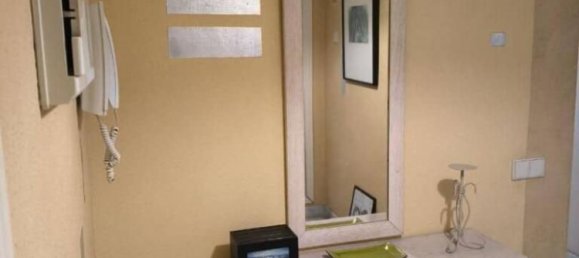 Apartamento de 3 dormitorios en Marbella, Spain No. 190830 8