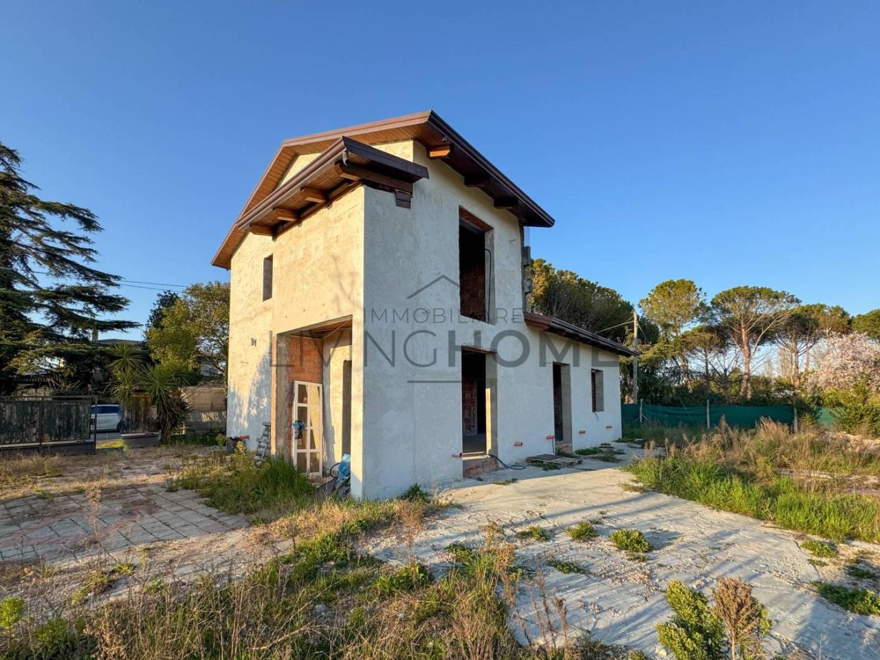 4 rooms Apartment in Rimini, Italy No. 37341