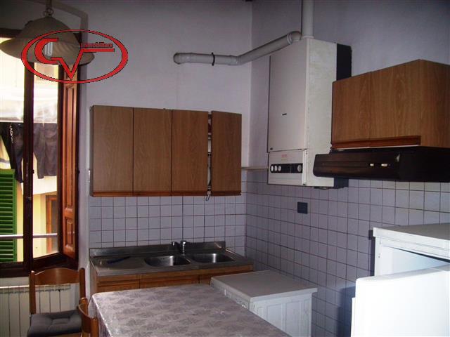 Apartamento de 2 habitaciónes en Montevarchi, Italy No. 224607