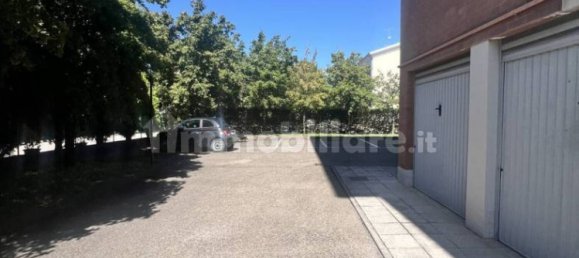 3 Schlafzimmer Wohnung in Modena, Italy, Nr. 351914 29