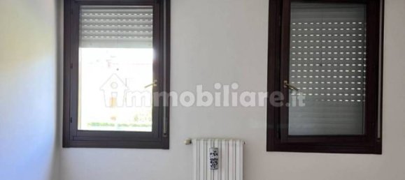3 Schlafzimmer Wohnung in Modena, Italy, Nr. 351914 16